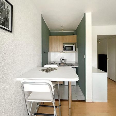 T1 Cosy - 5Min Du Port - Parking - Linge Inclus Lejlighed Vannes Eksteriør billede